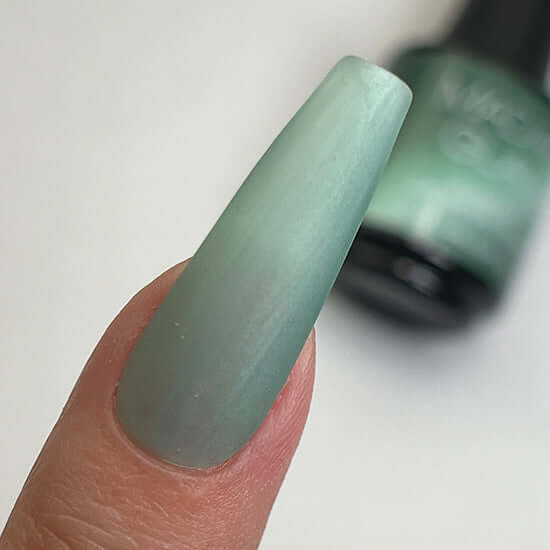 GREEN CATS EYE GEL POLISH - Autumn Breath - MADAM GLAM