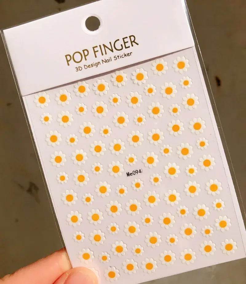 Daisy Flower Nail Stickers – Chic Elegant Summer Nails