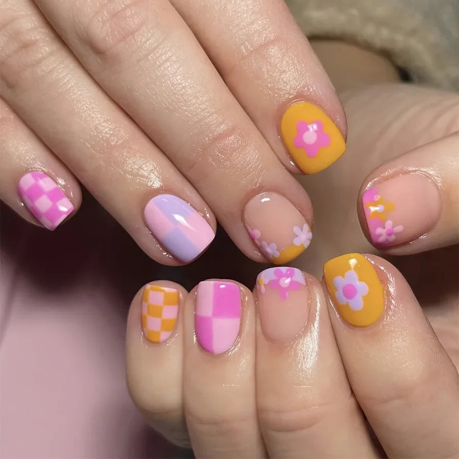 24Pcs Short Almond Press-On Nails – Pink Floral French Tip, Glossy & Elegant