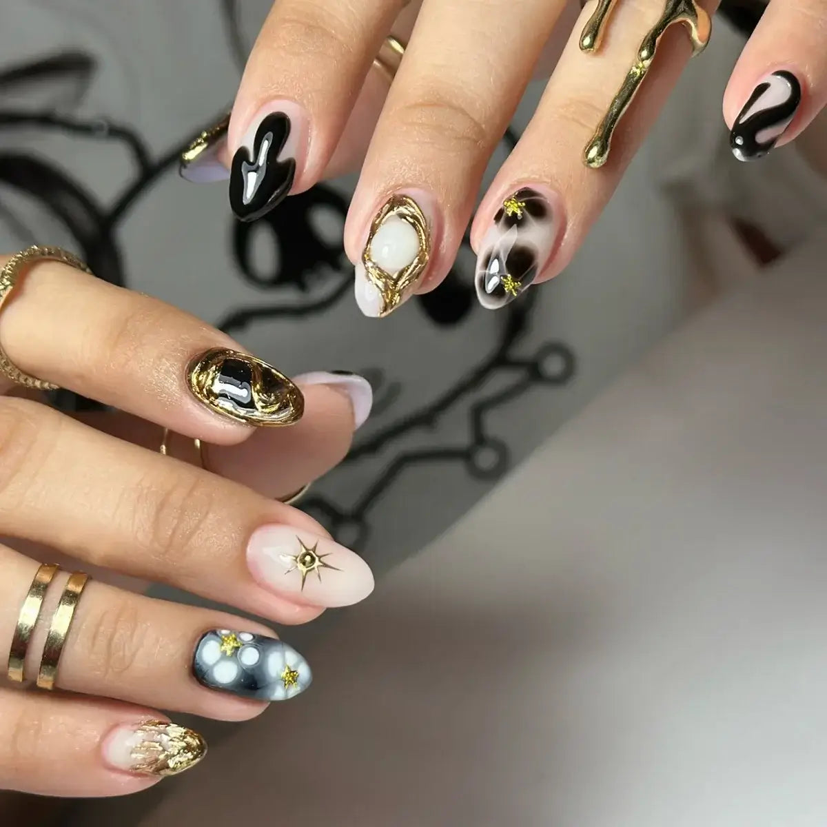 PRESS ON NAILS – French Almond Shaped