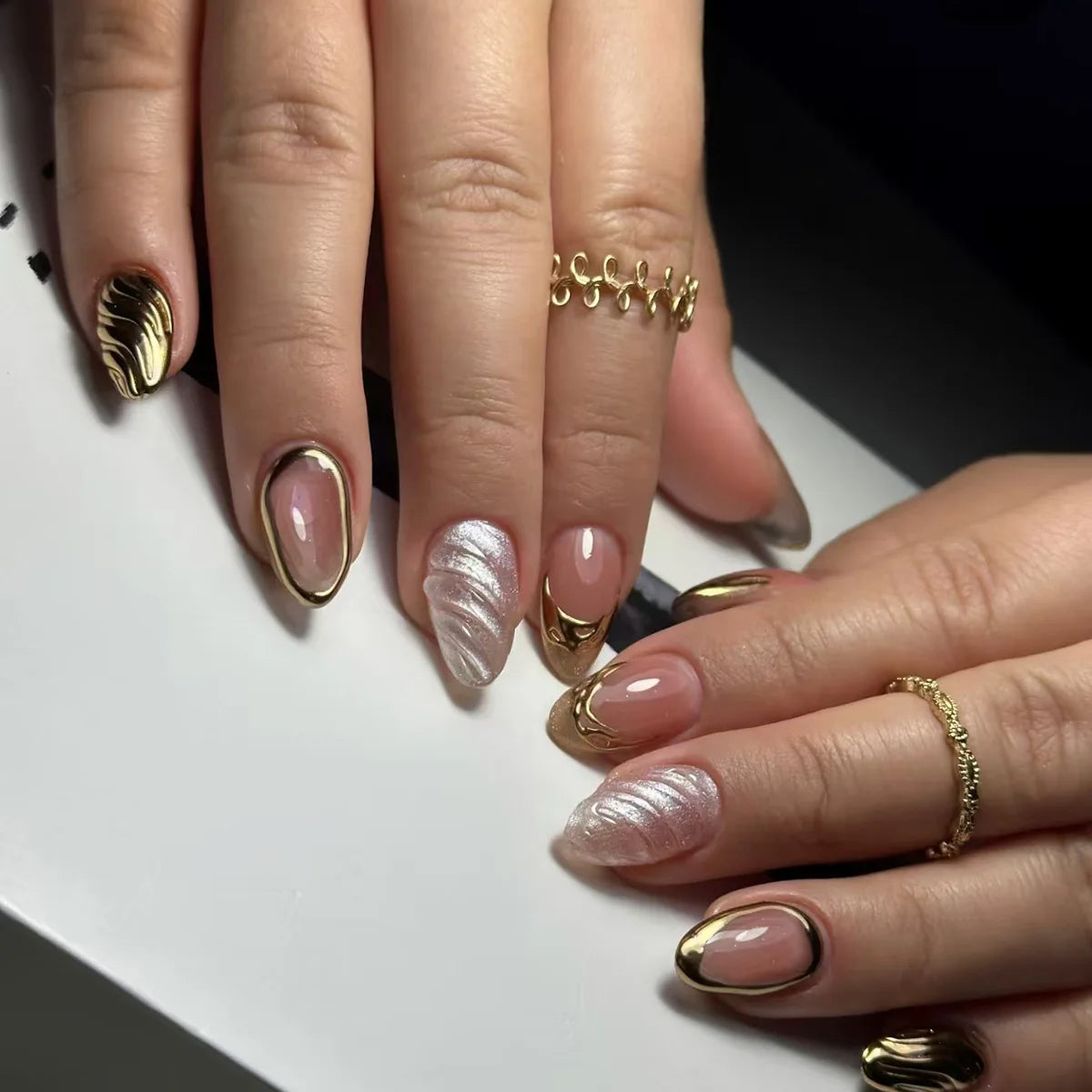 Press On Nails – Almond Shaped