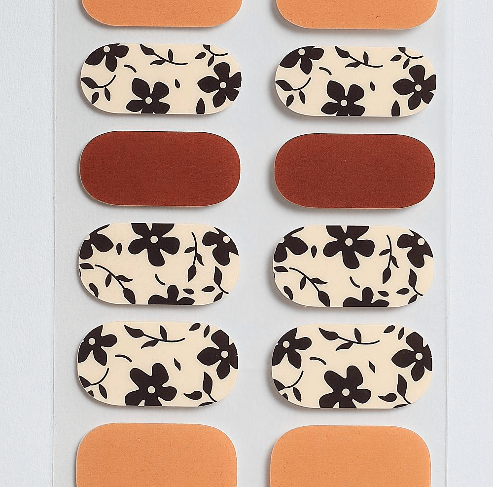 Daisy Black - Gel Nail Wraps