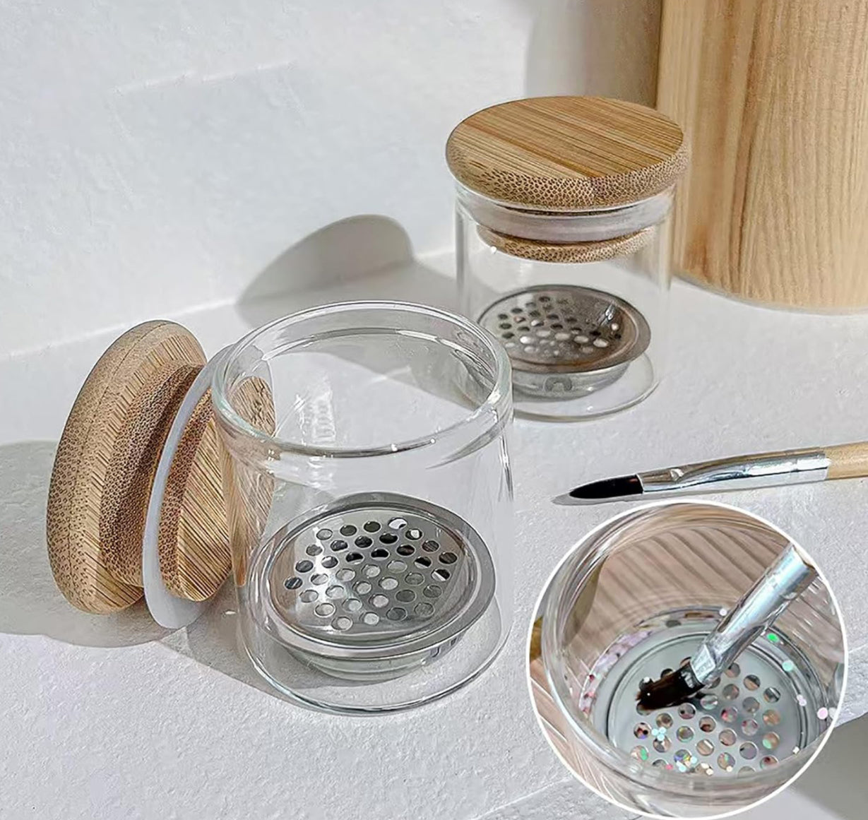 clear dappen dish with cork cap