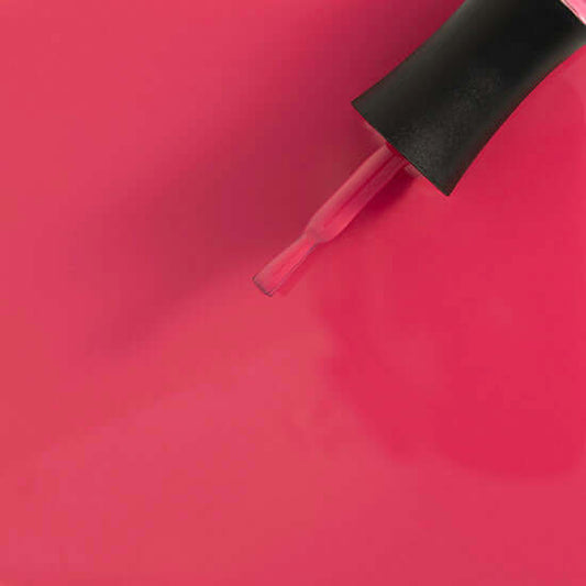 MADAM GLAM soak-off gel polish bottle with pink polish swatch on a white background