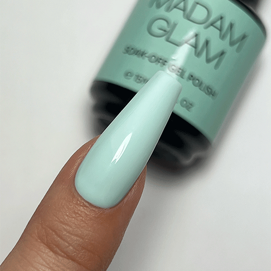 MADAM GLAM - New Quest - DELICATE BLUE GEL POLISH