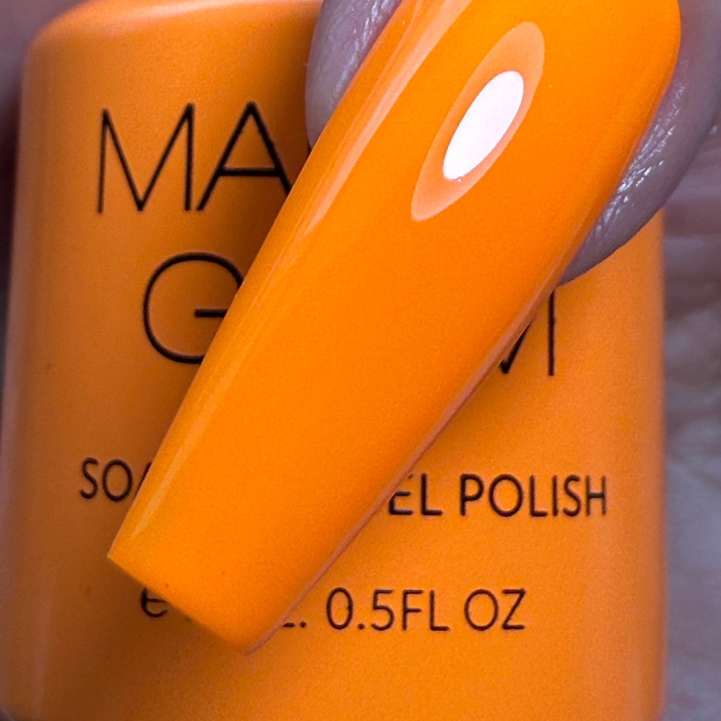 MADAM GLAM - Electric Tangerine - ORANGE GEL NAIL POLISH