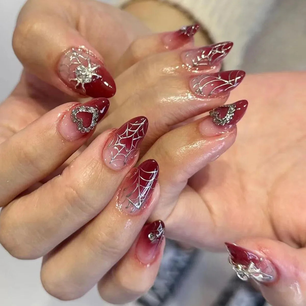 Halloween False Nails – Almond-Shaped Cute Clown