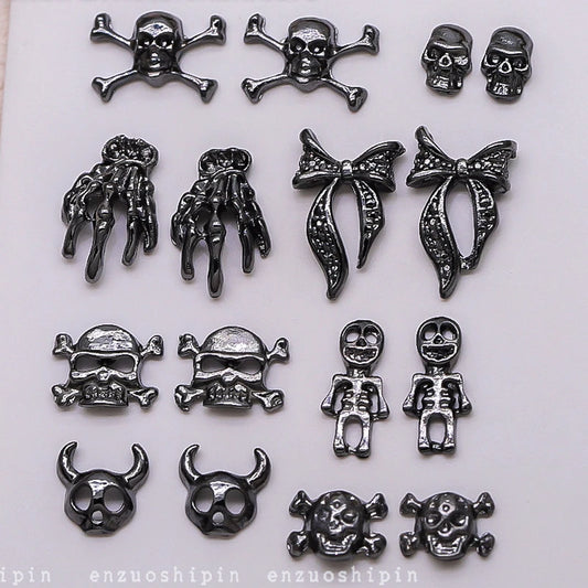 Skeleton Nails with 3D Nail Charms – Halloween Nails