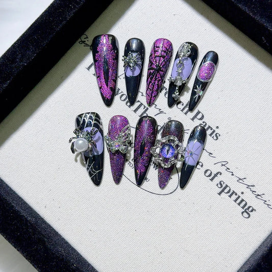 Spiderweb Press-On Nails set for Halloween nail art, glue-free and reusable