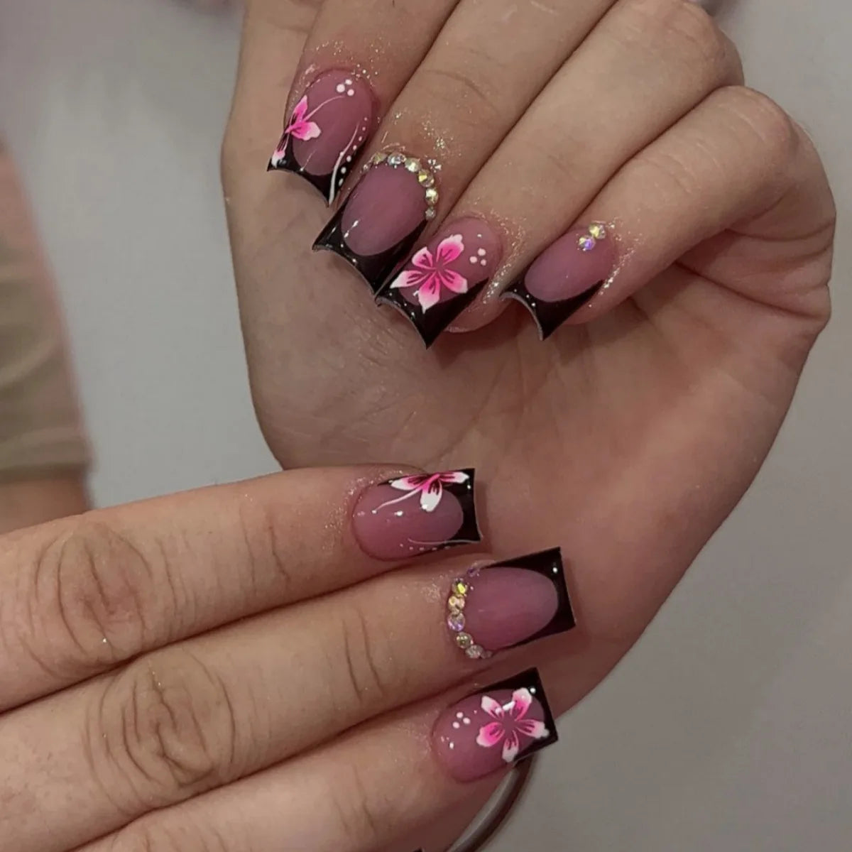 Pink French Tip Short Press On Nails – Elegant Square Nail Set