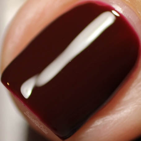 MADAM GLAM - Dark Side - DEEP RED GEL NAIL POLISH